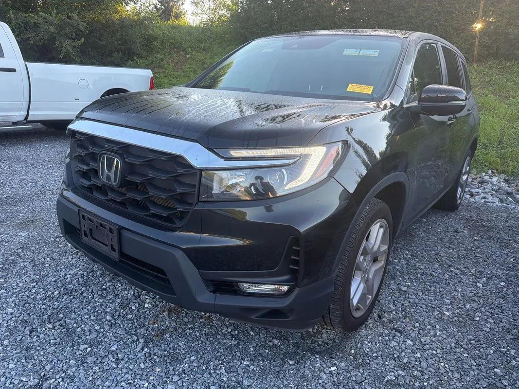 honda passport 2025 5FNYF8H52SB005592 image honda passport 2025 5FNYF8H52SB005592 image