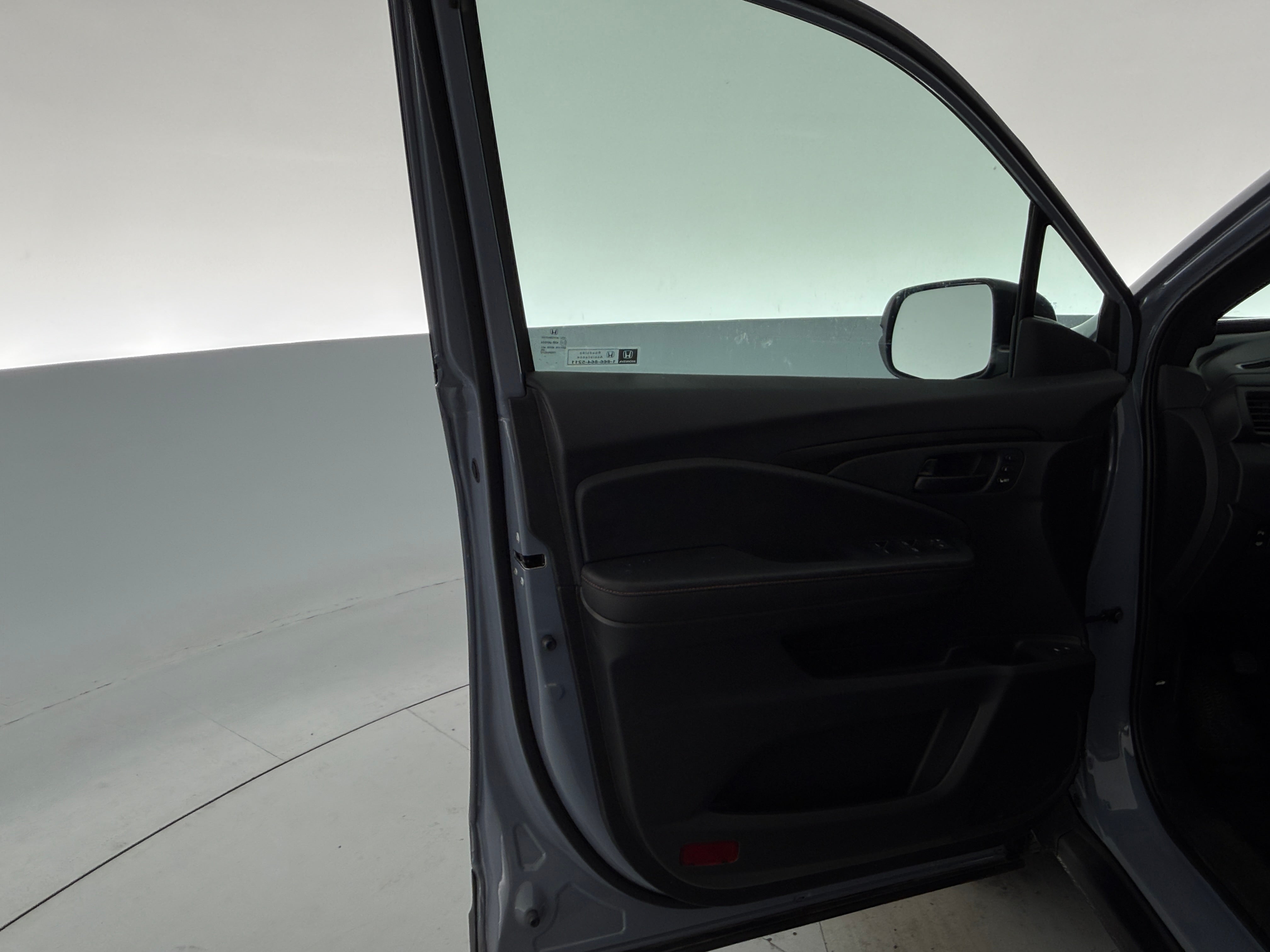 honda passport 2025 5FNYF8H68SB004522 image honda passport 2025 5FNYF8H68SB004522 image