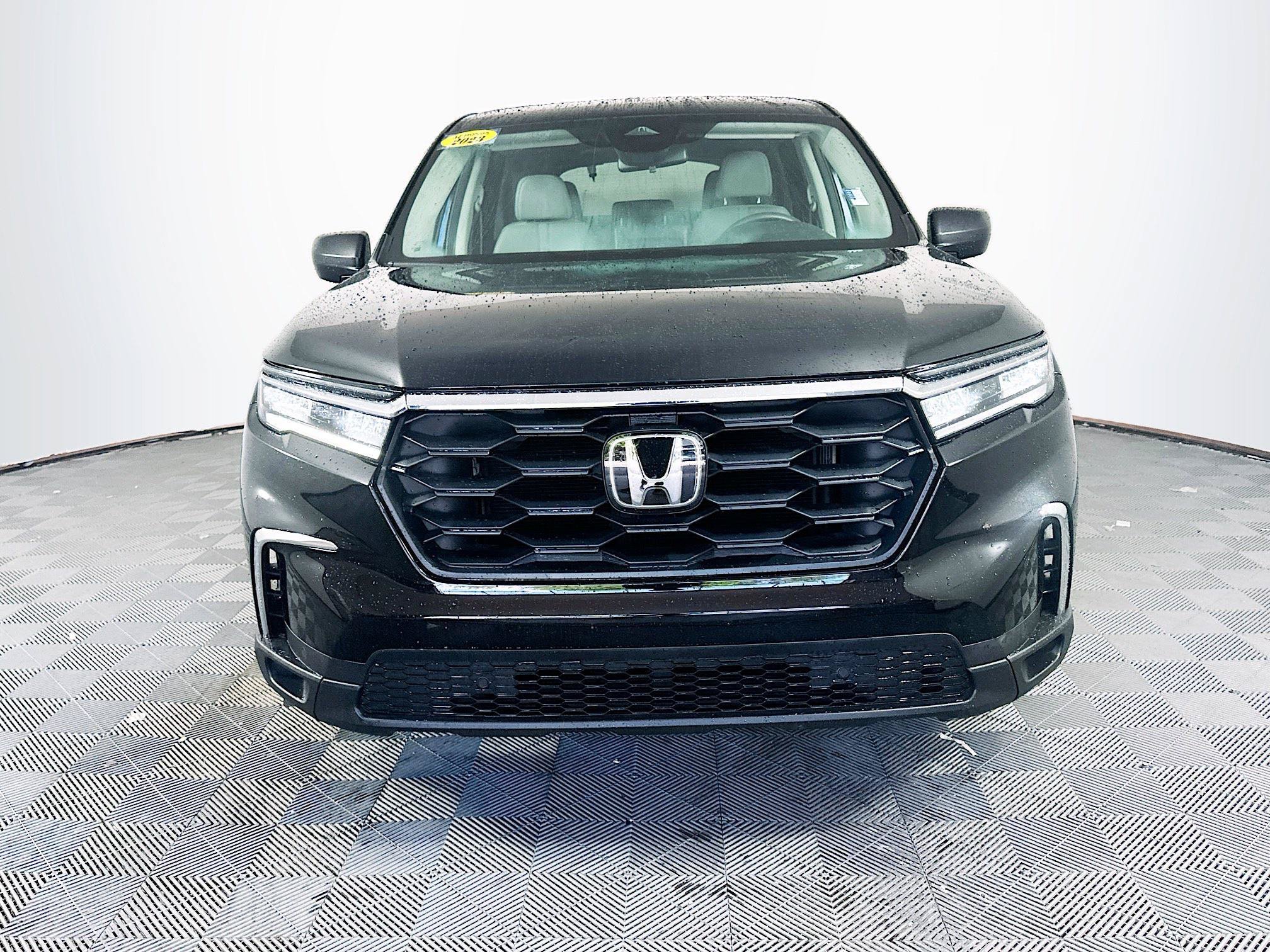 honda pilot 2023 5FNYG2H22PB007267 image honda pilot 2023 5FNYG2H22PB007267 image
