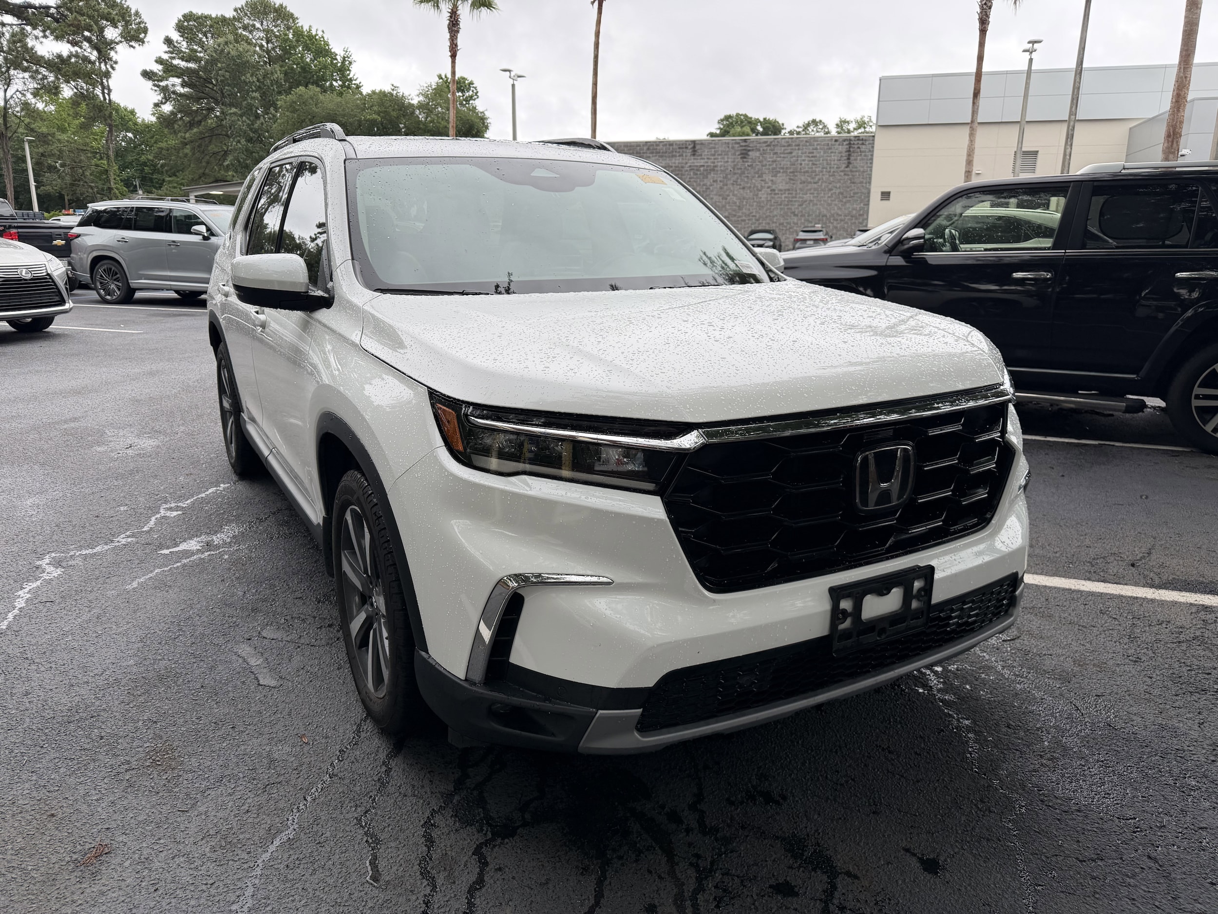 honda pilot 2023 5FNYG2H74PB009727 image honda pilot 2023 5FNYG2H74PB009727 image