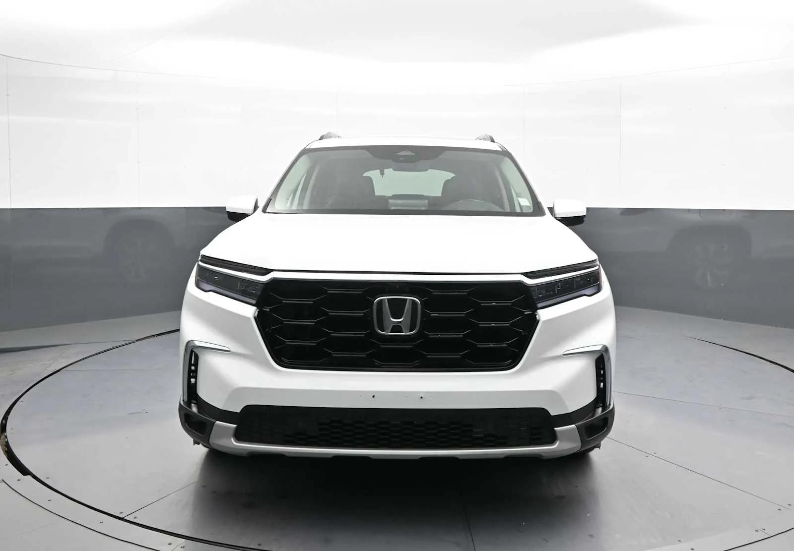 honda pilot 2023 5FNYG1H81PB007663 image honda pilot 2023 5FNYG1H81PB007663 image