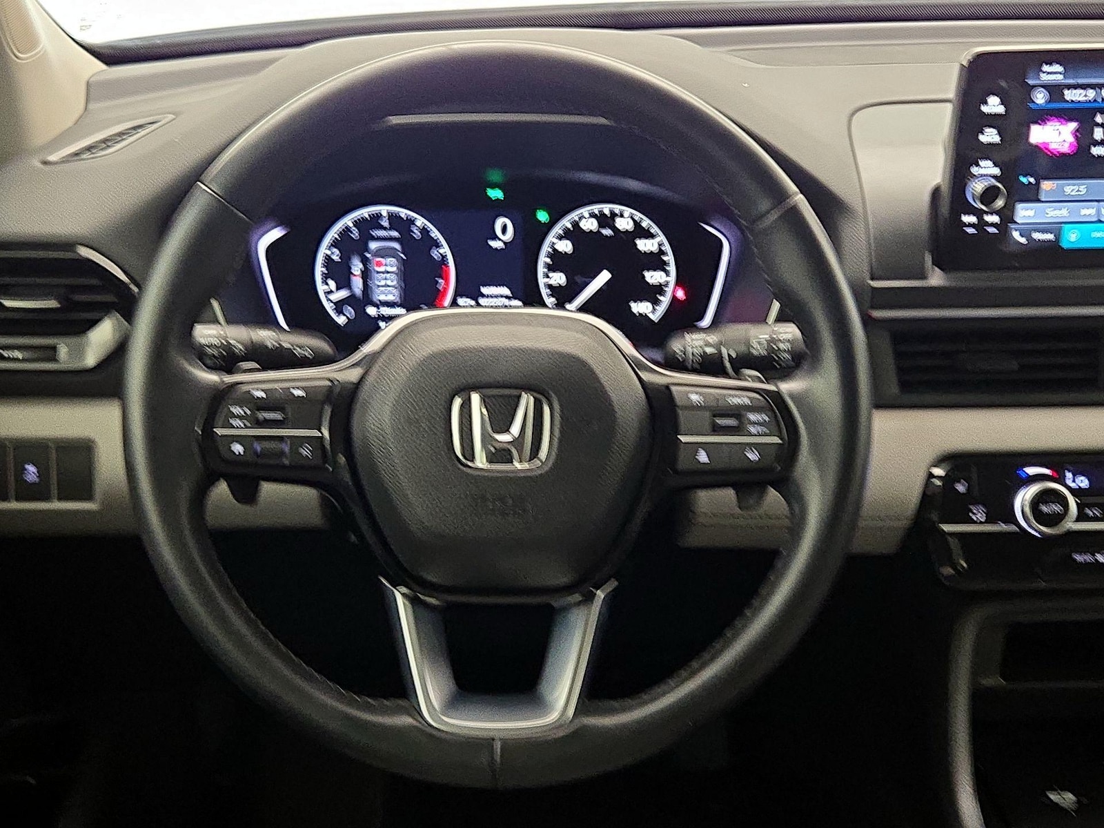 honda pilot 2023 5FNYG2H53PB012729 image honda pilot 2023 5FNYG2H53PB012729 image