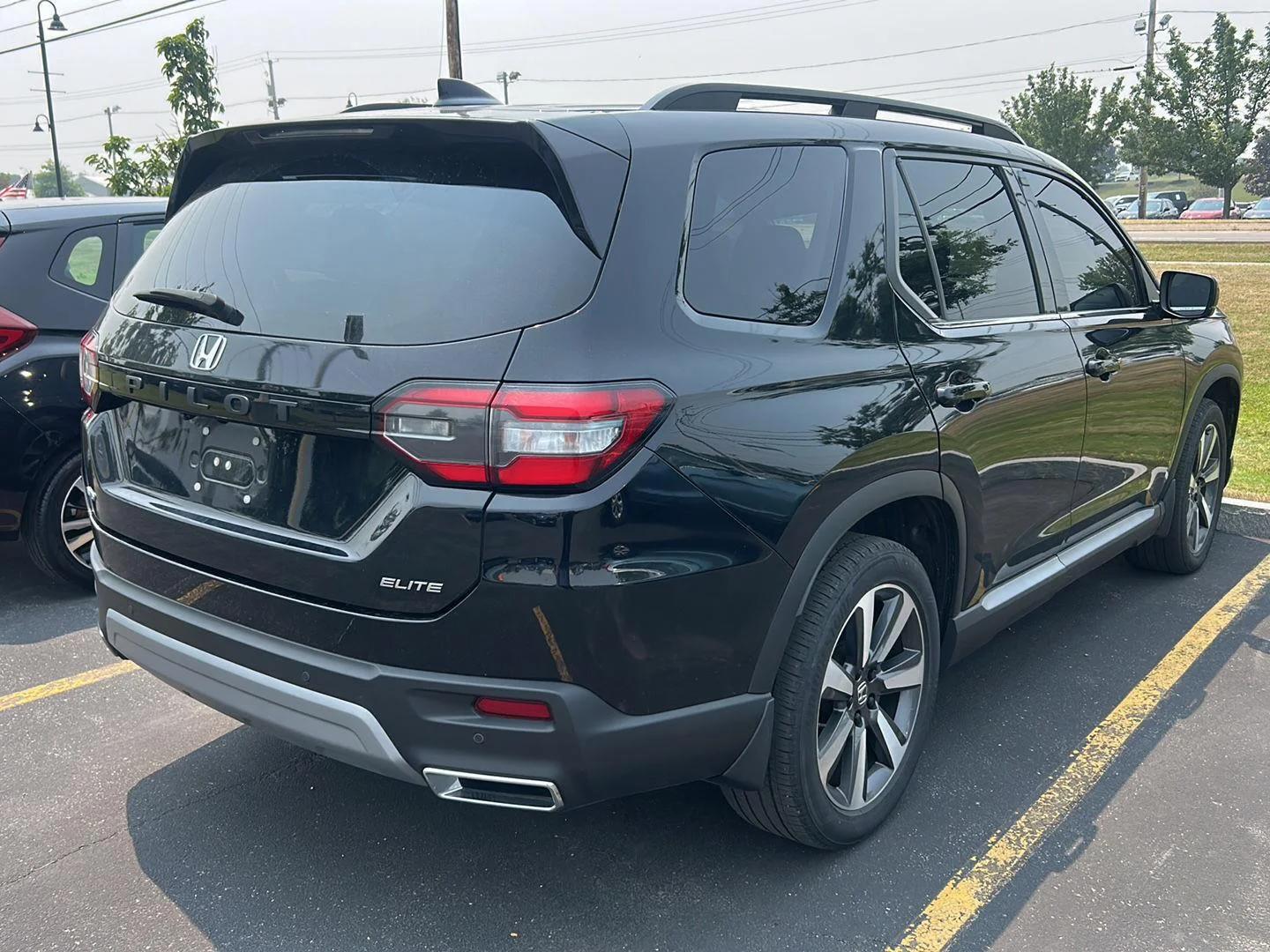honda pilot 2023 5FNYG1H87PB028761 image honda pilot 2023 5FNYG1H87PB028761 image