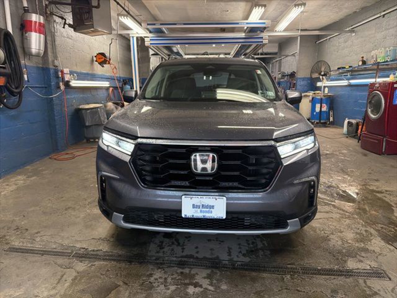 honda pilot 2023 5FNYG1H74PB052247 image honda pilot 2023 5FNYG1H74PB052247 image