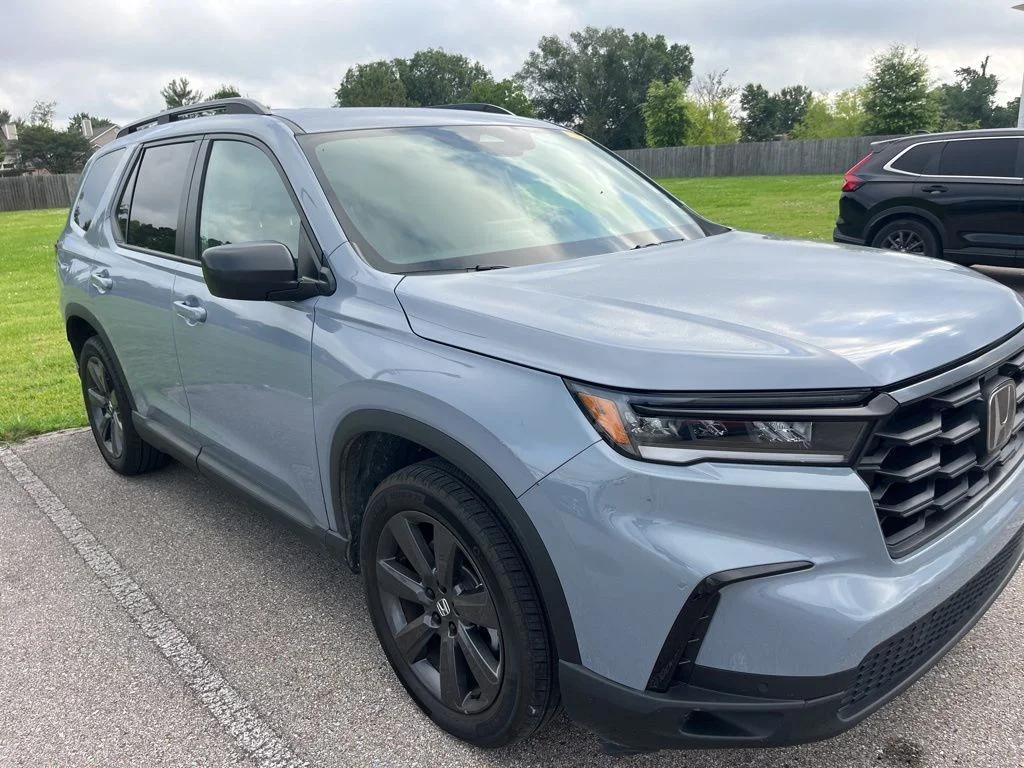 honda pilot 2023 5FNYG2H35PB010723 image honda pilot 2023 5FNYG2H35PB010723 image