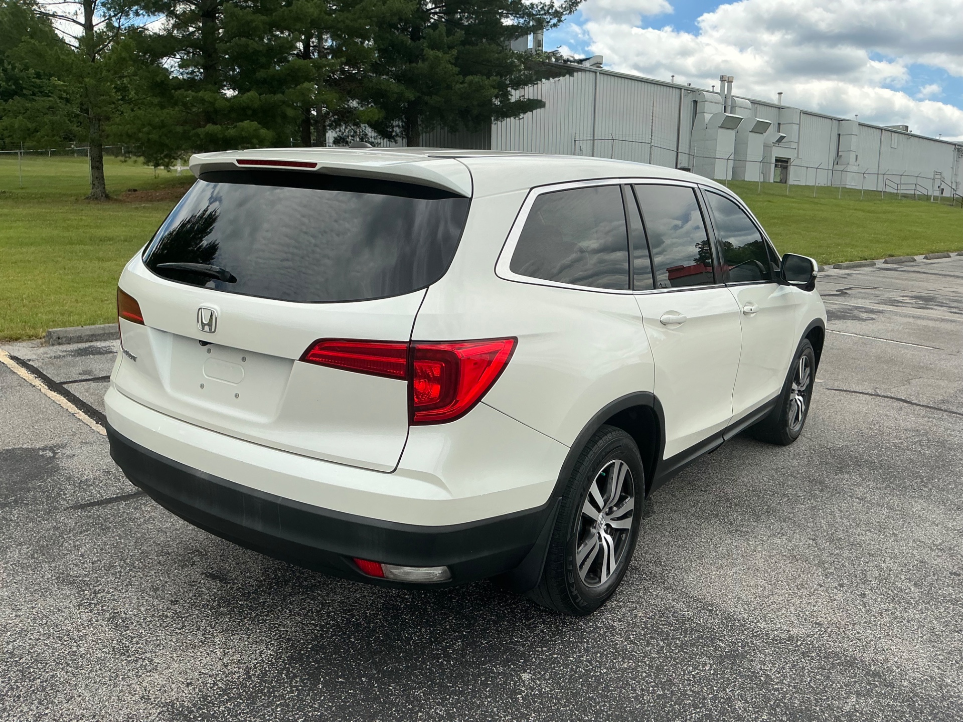 honda pilot 2016 5FNYF5H79GB030349 image honda pilot 2016 5FNYF5H79GB030349 image