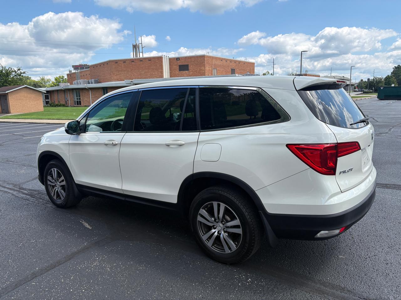 honda pilot 2016 5FNYF6H33GB042676 image honda pilot 2016 5FNYF6H33GB042676 image