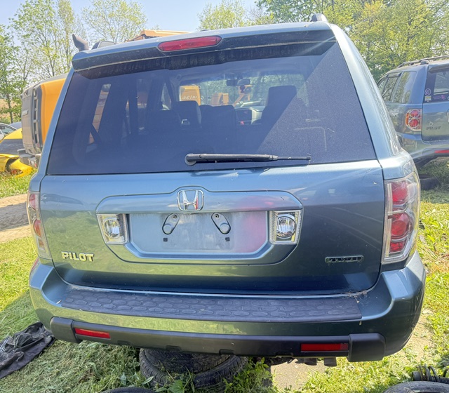 honda pilot 2007 2HKYF18617H512833 image honda pilot 2007 2HKYF18617H512833 image