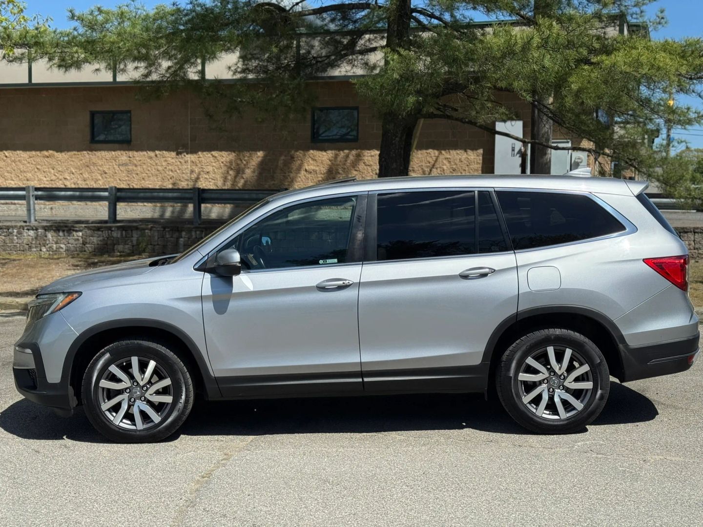 honda pilot 2019 5FNYF6H50KB012772 image honda pilot 2019 5FNYF6H50KB012772 image
