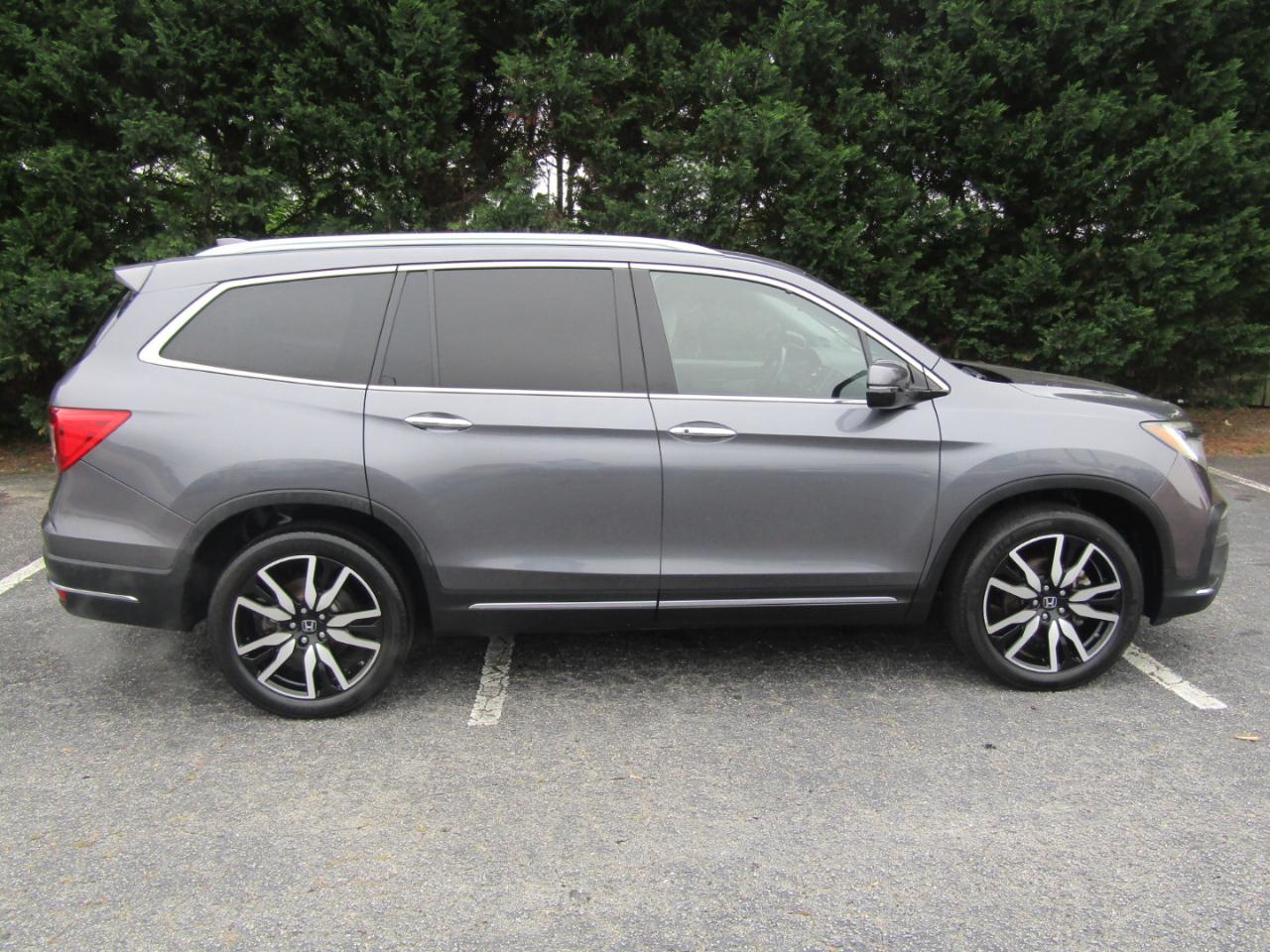 honda pilot 2019 5FNYF5H68KB039642 image honda pilot 2019 5FNYF5H68KB039642 image