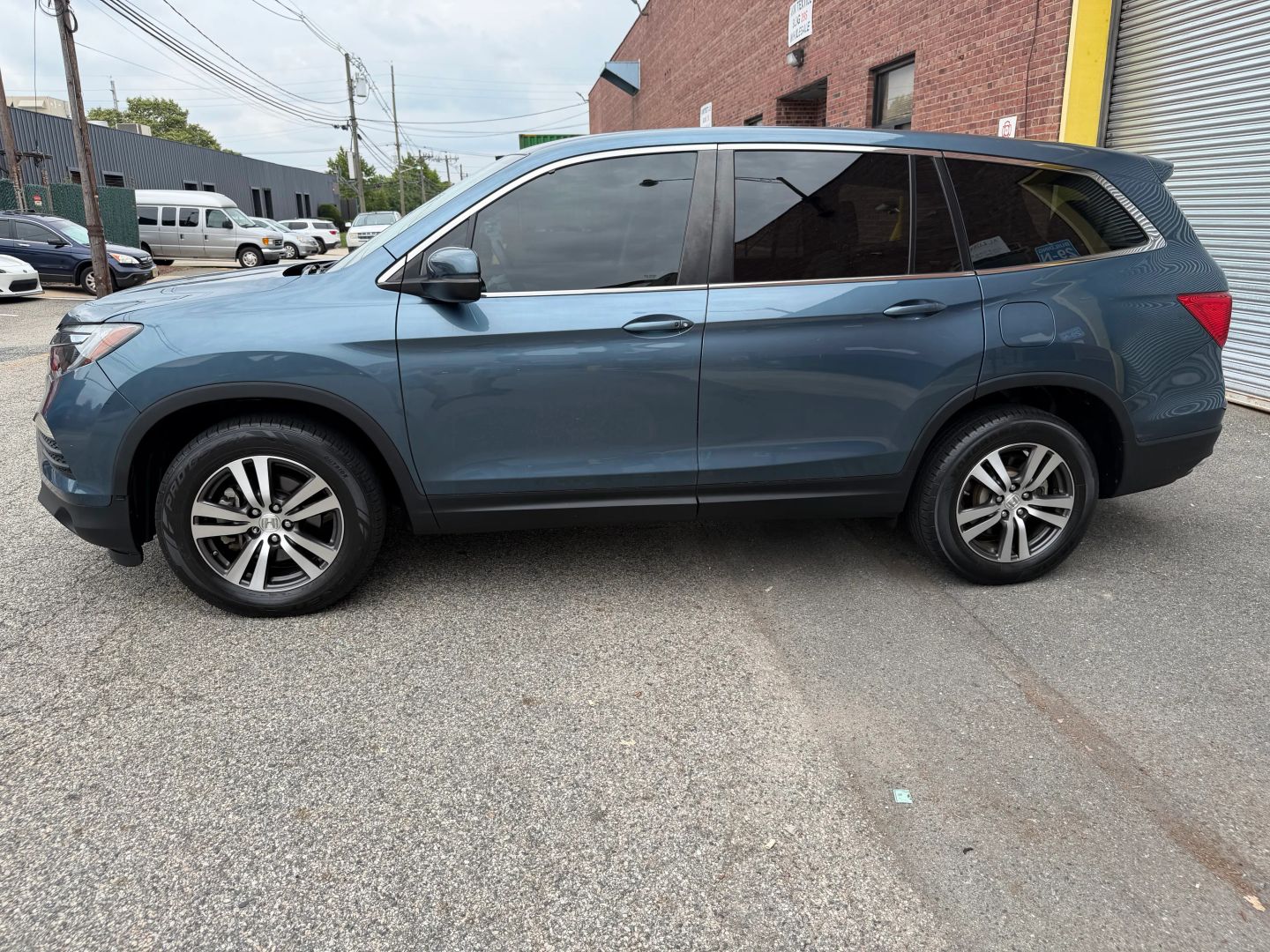 honda pilot 2018 5FNYF6H35JB047692 image honda pilot 2018 5FNYF6H35JB047692 image
