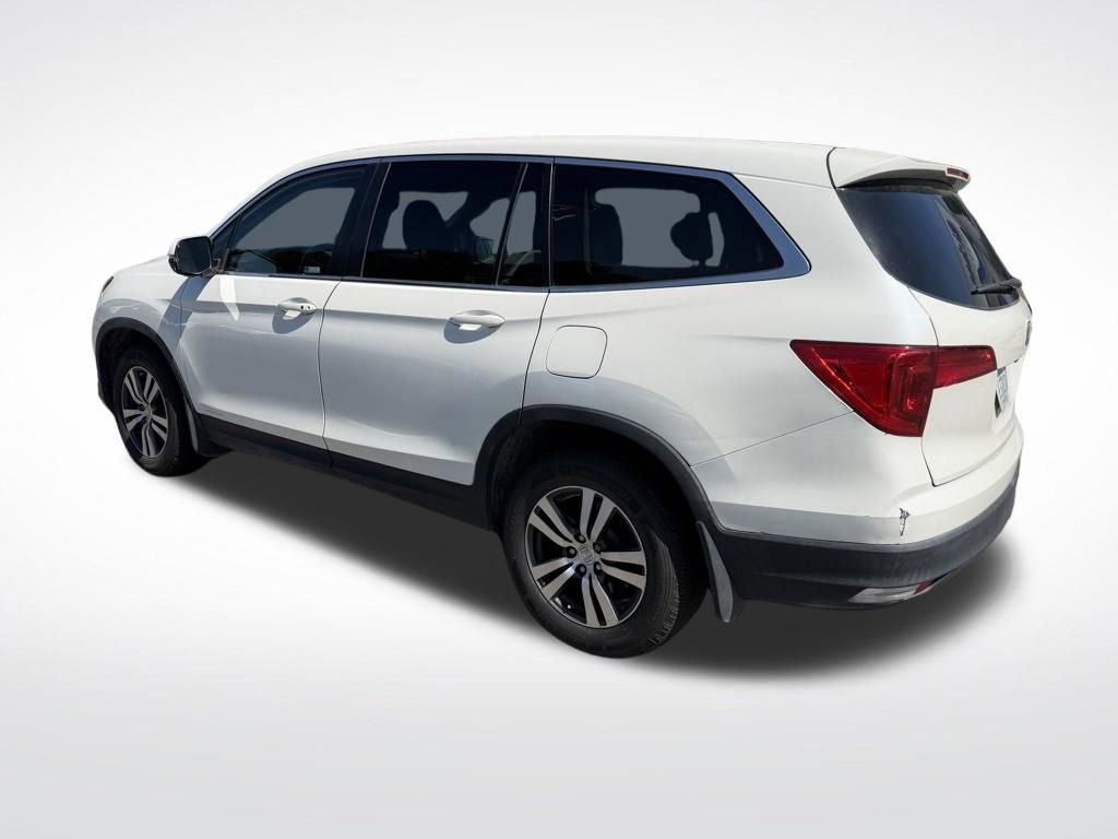honda pilot 2018 5FNYF6H63JB033123 image honda pilot 2018 5FNYF6H63JB033123 image