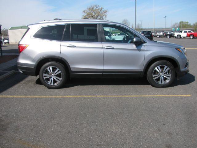 honda pilot 2018 5FNYF5H83JB019900 image honda pilot 2018 5FNYF5H83JB019900 image
