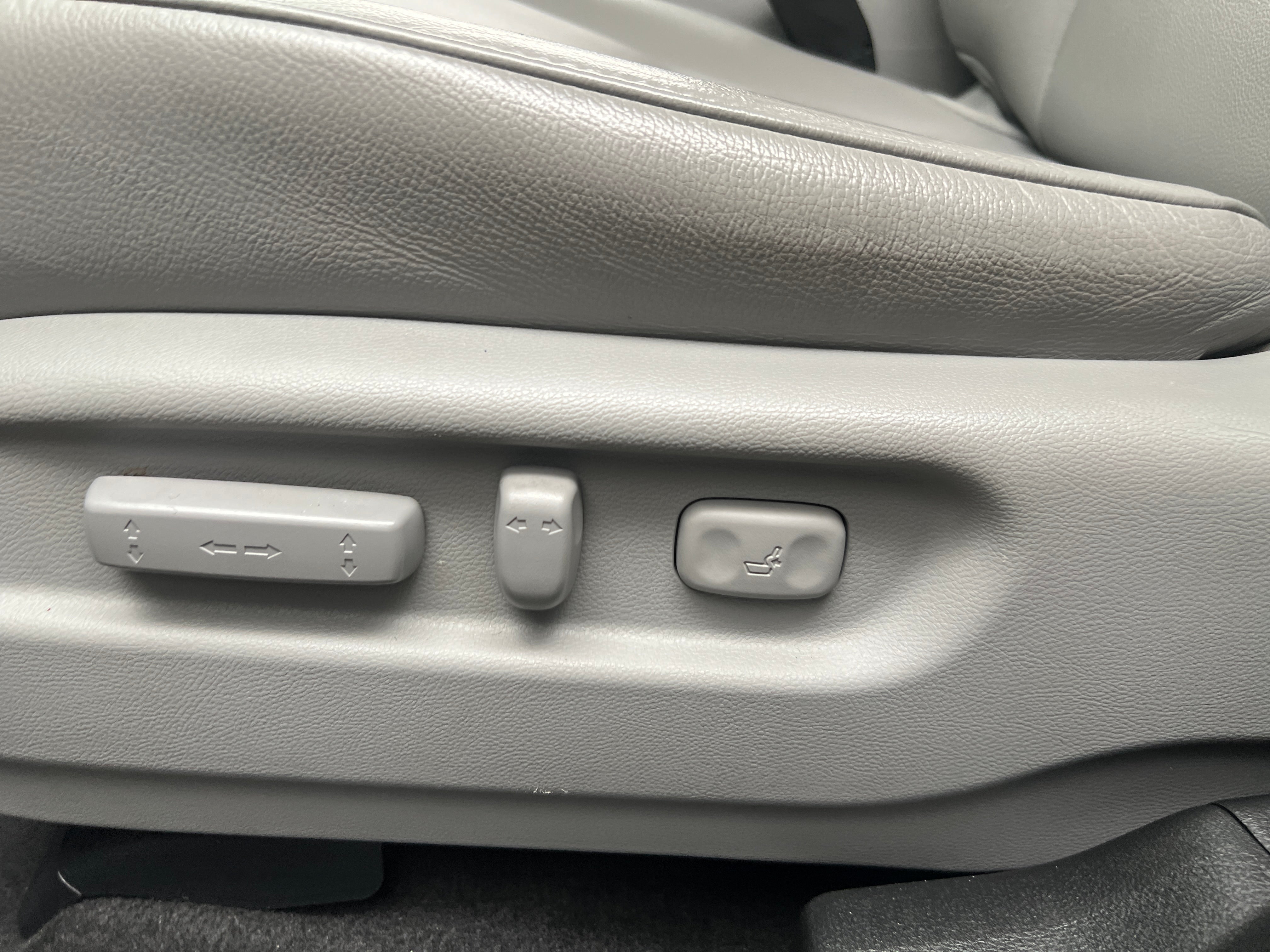 honda pilot 2018 5FNYF5H61JB015231 image honda pilot 2018 5FNYF5H61JB015231 image