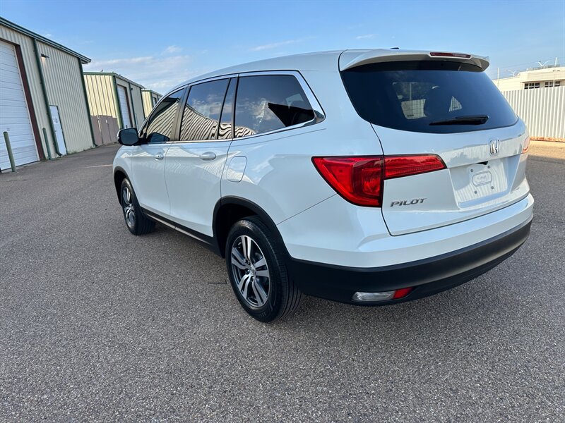 honda pilot 2018 5FNYF5H33JB030562 image honda pilot 2018 5FNYF5H33JB030562 image