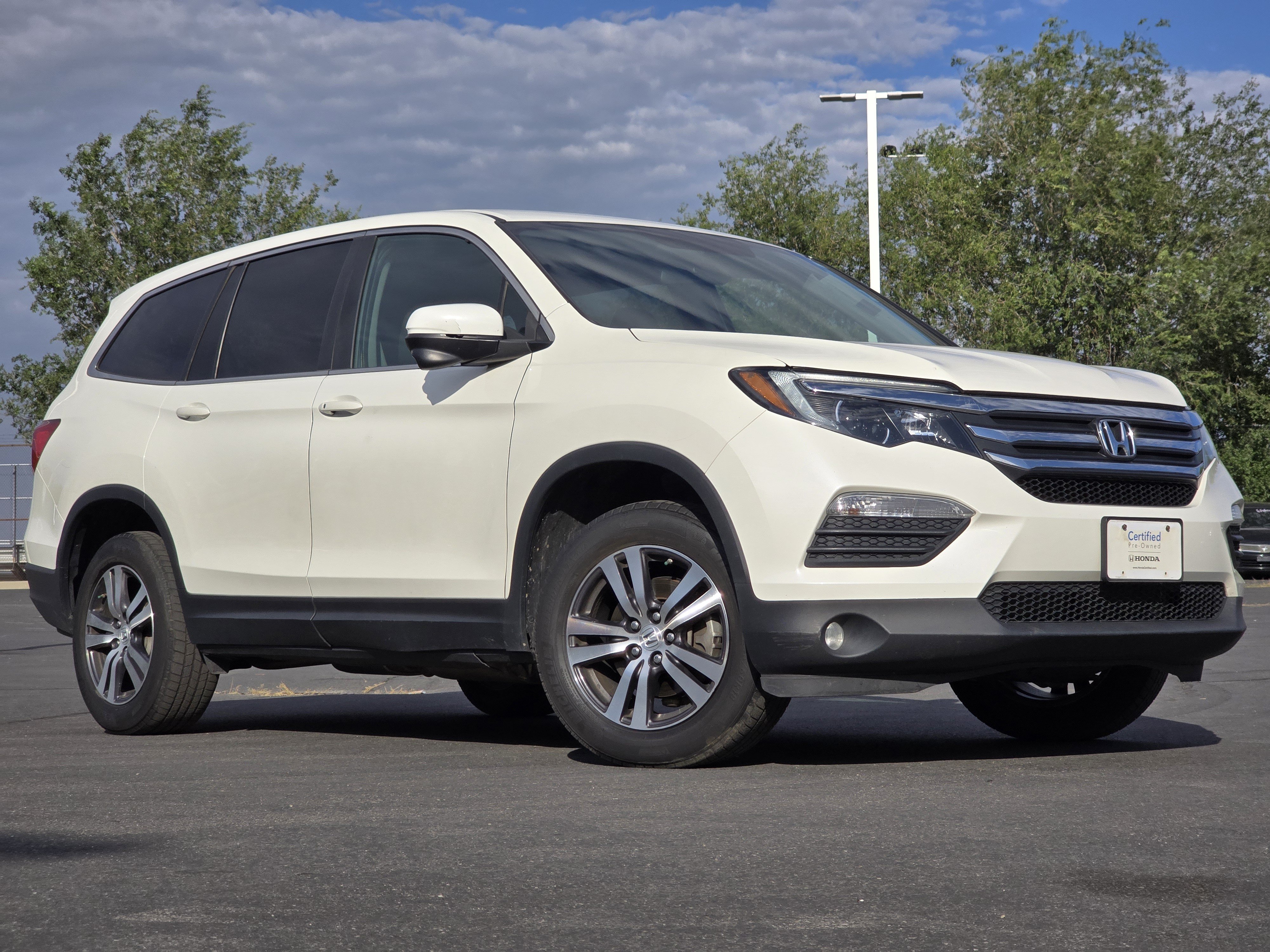 honda pilot 2018 5FNYF6H33JB036013 image honda pilot 2018 5FNYF6H33JB036013 image