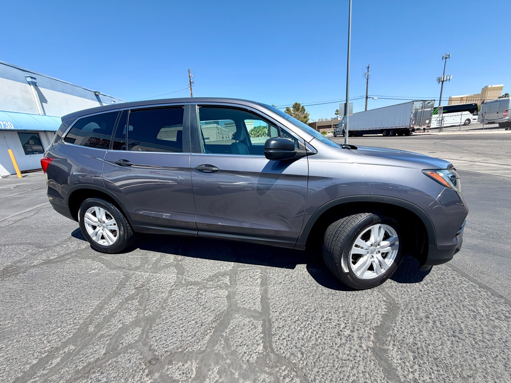 honda pilot 2018 5FNYF5H12JB028025 image honda pilot 2018 5FNYF5H12JB028025 image