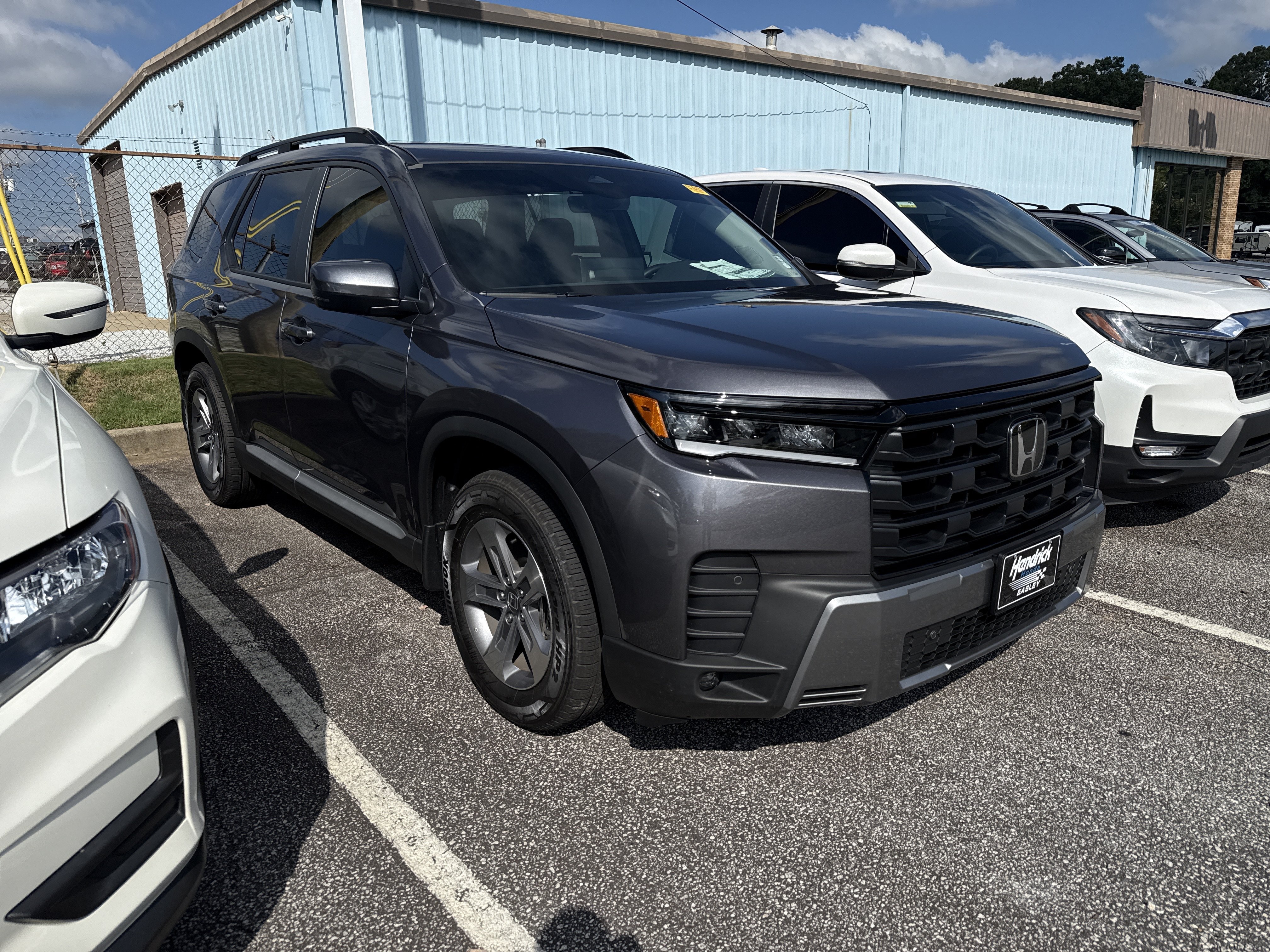 honda pilot 2026 5FNYG2H46TB002150 image honda pilot 2026 5FNYG2H46TB002150 image