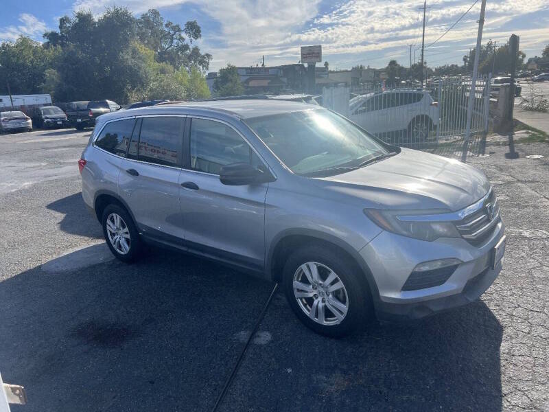 honda pilot 2017 5FNYF6H12HB068475 image honda pilot 2017 5FNYF6H12HB068475 image