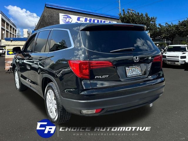 honda pilot 2017 5FNYF5H11HB033324 image honda pilot 2017 5FNYF5H11HB033324 image