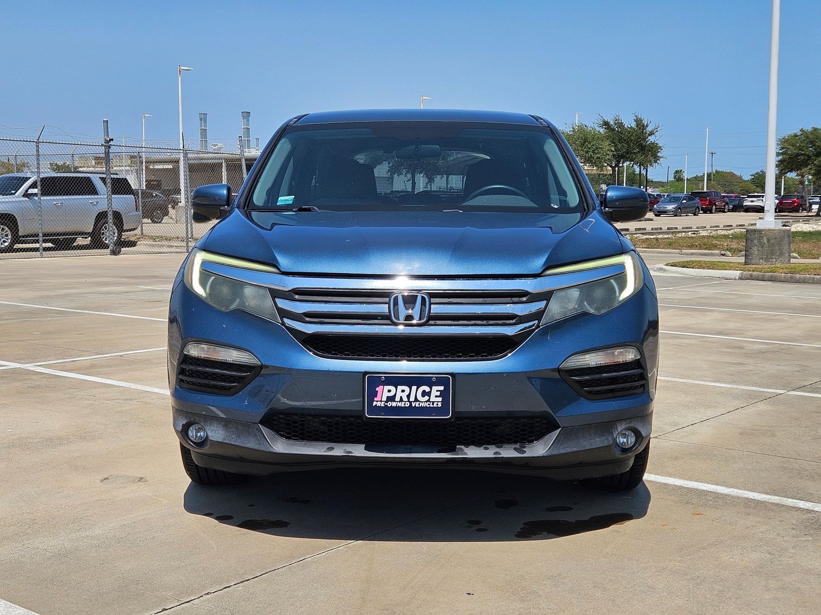 honda pilot 2017 5FNYF6H34HB085134 image honda pilot 2017 5FNYF6H34HB085134 image