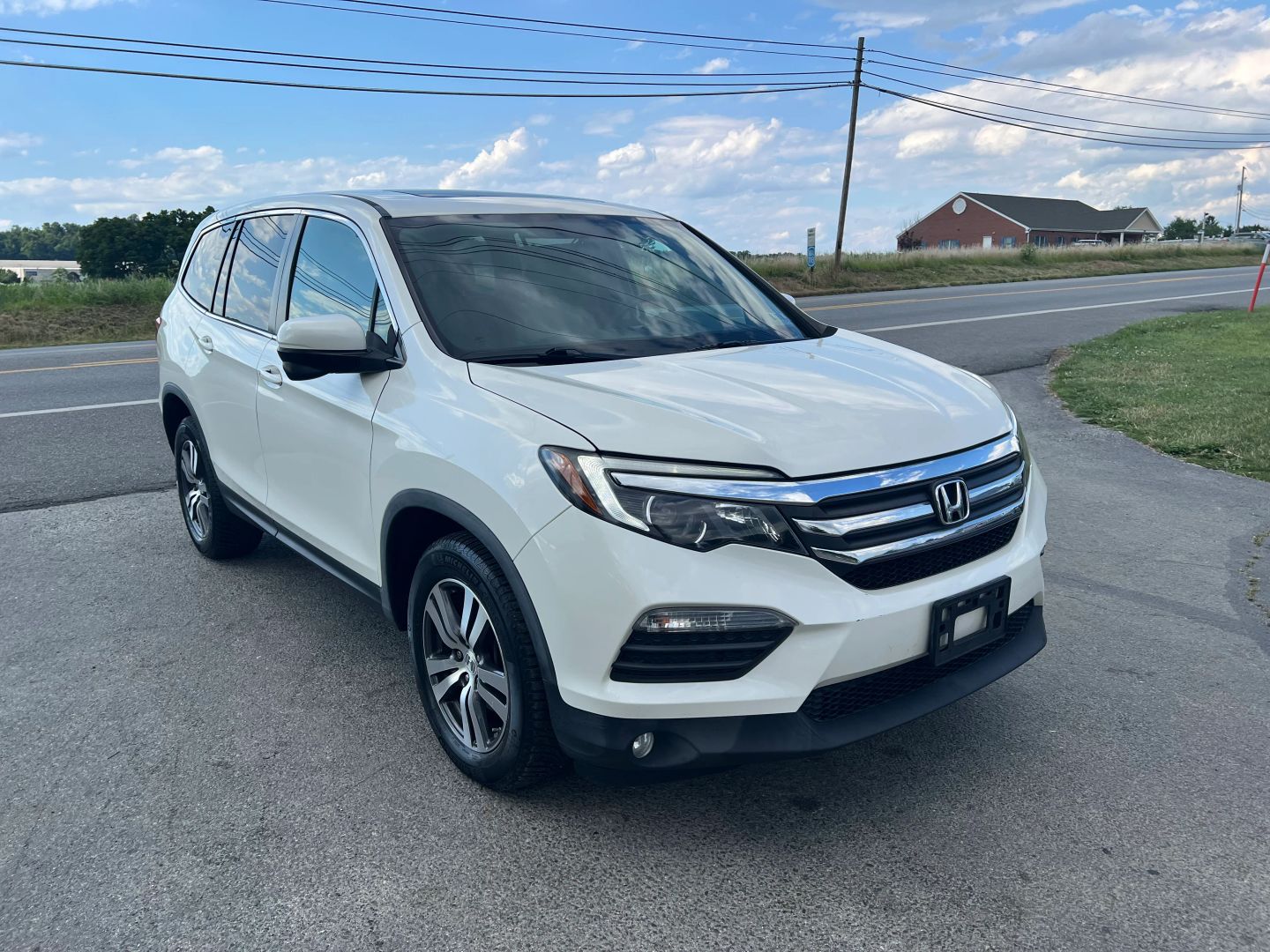 honda pilot 2017 5FNYF6H74HB070510 image honda pilot 2017 5FNYF6H74HB070510 image