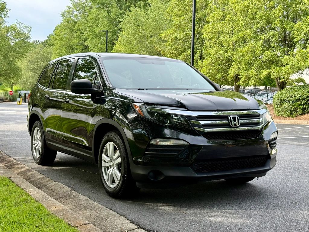 honda pilot 2017 5FNYF5H10HB035906 image honda pilot 2017 5FNYF5H10HB035906 image