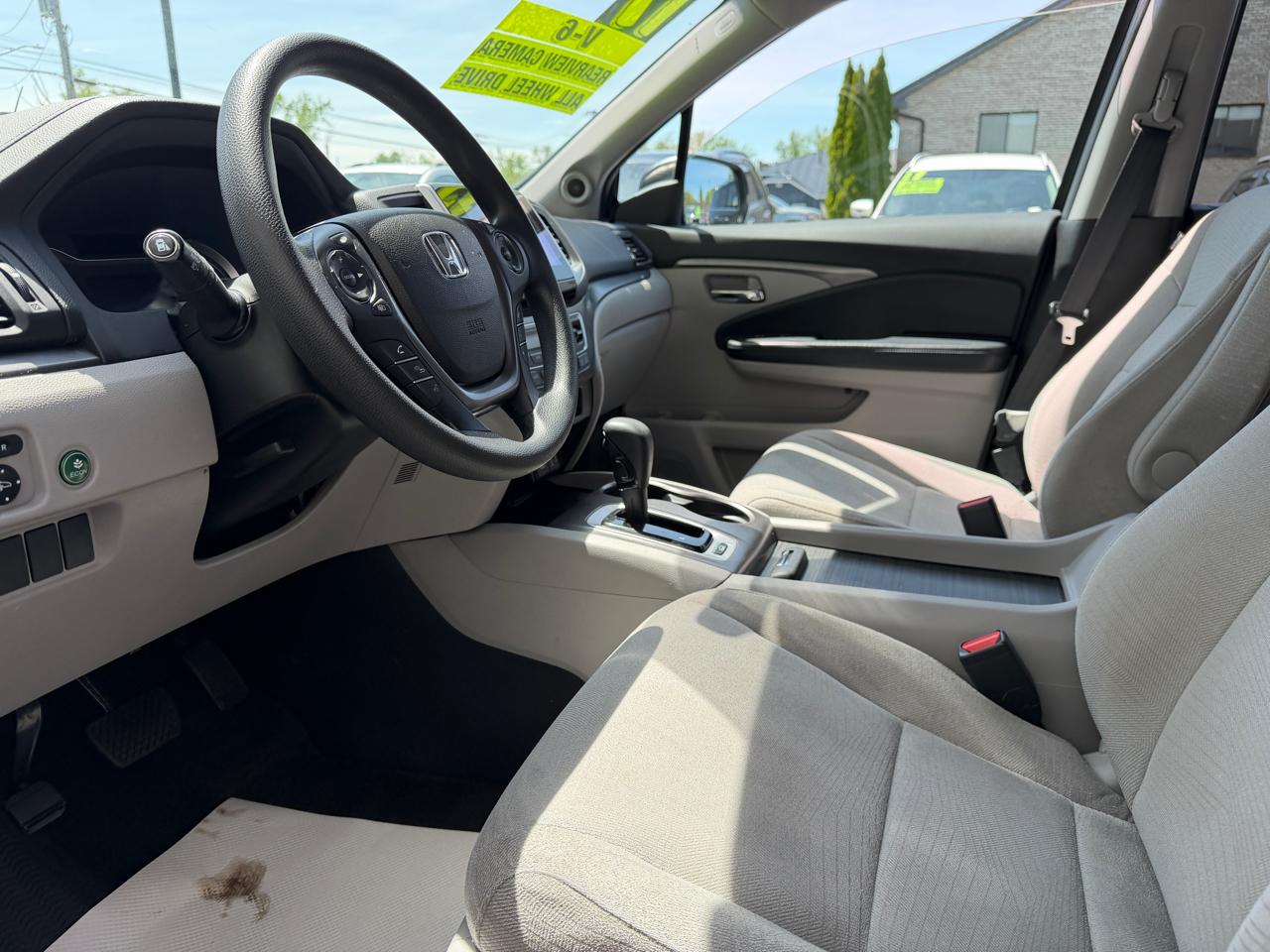 honda pilot 2017 5FNYF6H35HB044091 image honda pilot 2017 5FNYF6H35HB044091 image