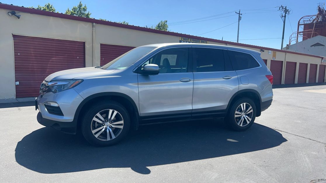 honda pilot 2017 5FNYF6H88HB075041 image honda pilot 2017 5FNYF6H88HB075041 image