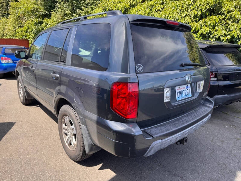 honda pilot 2004 2HKYF18624H584247 image honda pilot 2004 2HKYF18624H584247 image