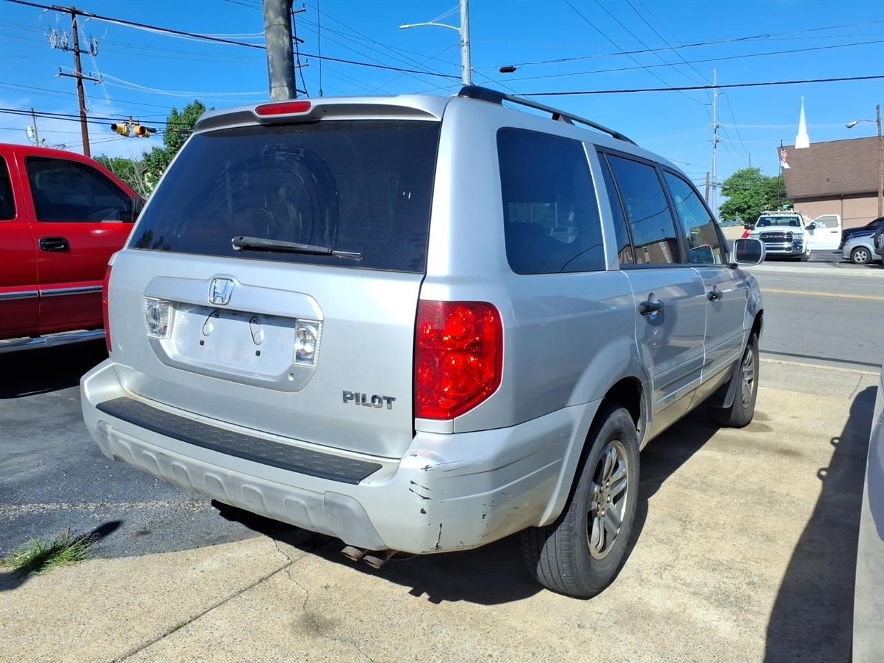 honda pilot 2004 2HKYF18654H593041 image honda pilot 2004 2HKYF18654H593041 image