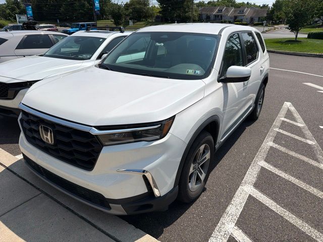 honda pilot 2024 5FNYG1H56RB001009 image honda pilot 2024 5FNYG1H56RB001009 image
