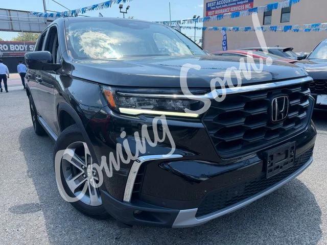 honda pilot 2024 5FNYG1H43RB030023 image honda pilot 2024 5FNYG1H43RB030023 image