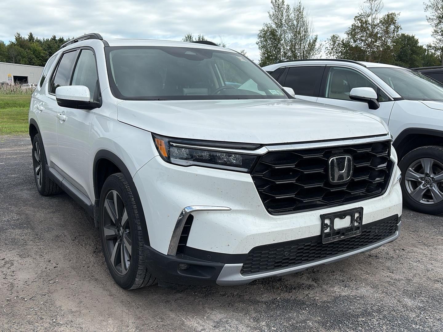 honda pilot 2024 5FNYG1H70RB027266 image honda pilot 2024 5FNYG1H70RB027266 image