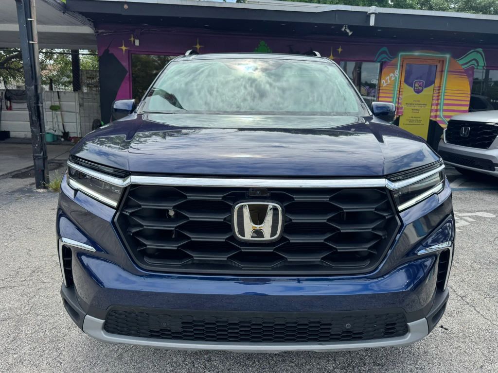 honda pilot 2024 5FNYG1H83RB015427 image honda pilot 2024 5FNYG1H83RB015427 image