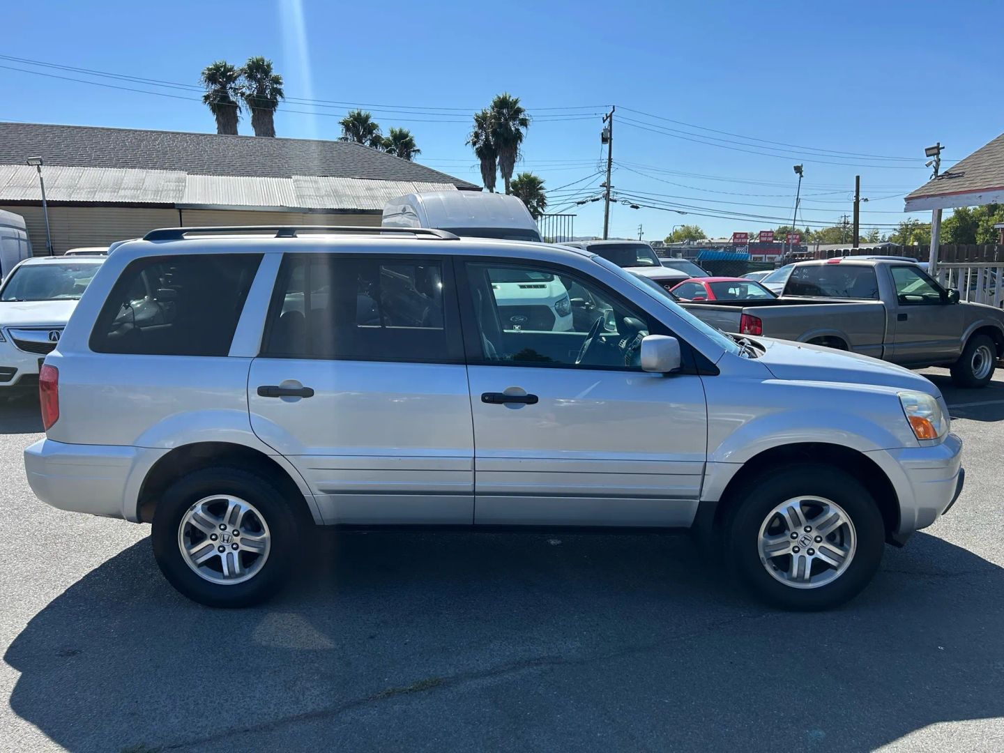 honda pilot 2003 2HKYF18543H548419 image honda pilot 2003 2HKYF18543H548419 image