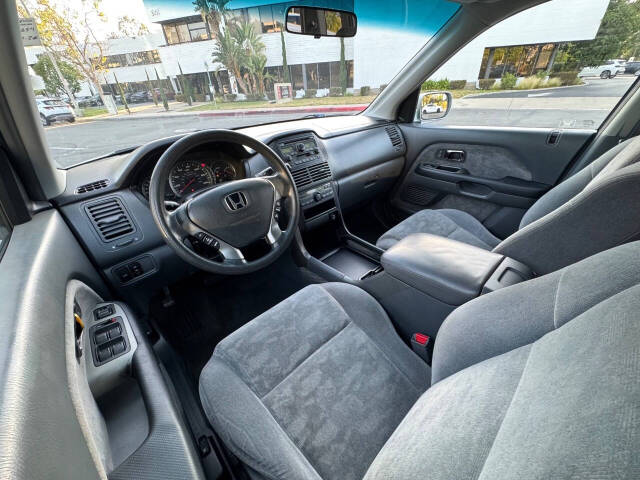 honda pilot 2003 2HKYF18493H519442 image honda pilot 2003 2HKYF18493H519442 image