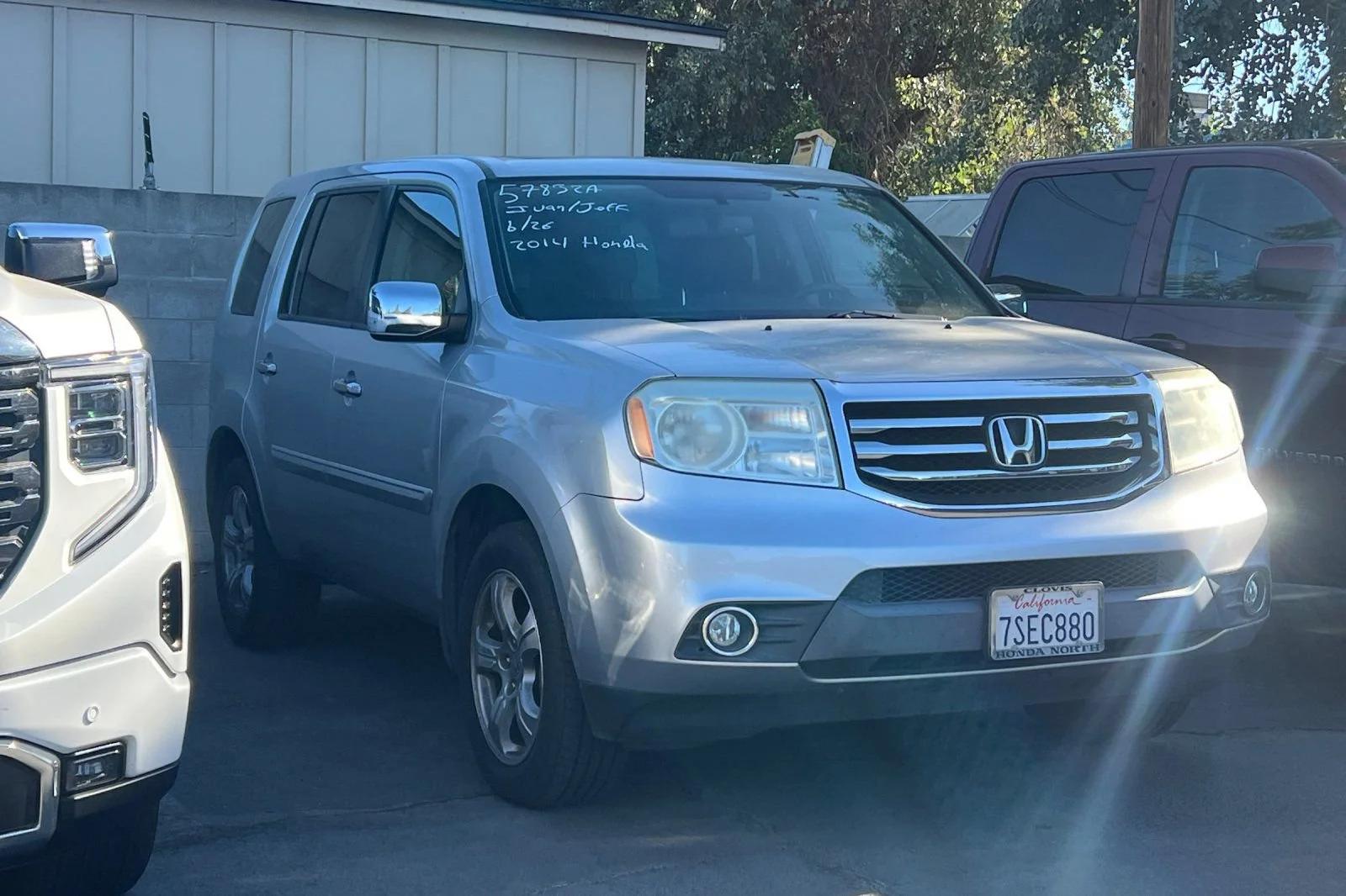 honda pilot 2014 5FNYF3H52EB004269 image honda pilot 2014 5FNYF3H52EB004269 image