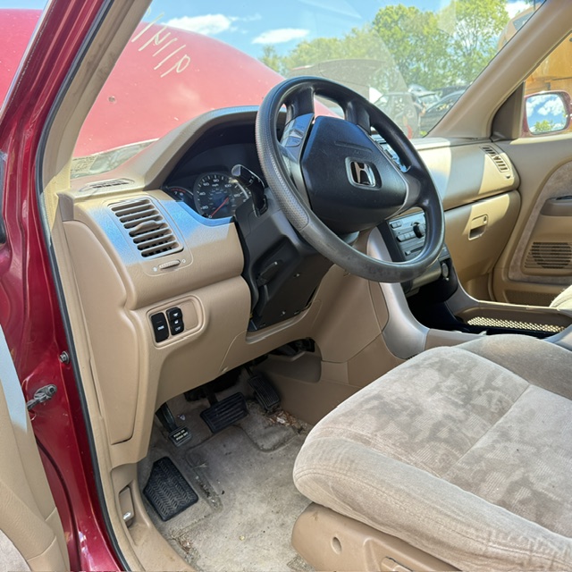 honda pilot 2005 5FNYF18405B020028 image honda pilot 2005 5FNYF18405B020028 image