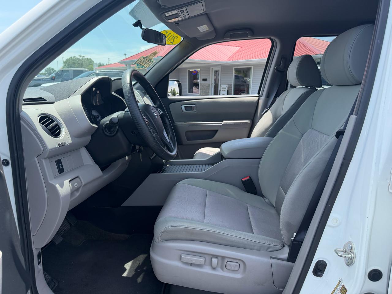 honda pilot 2015 5FNYF4H44FB005647 image honda pilot 2015 5FNYF4H44FB005647 image