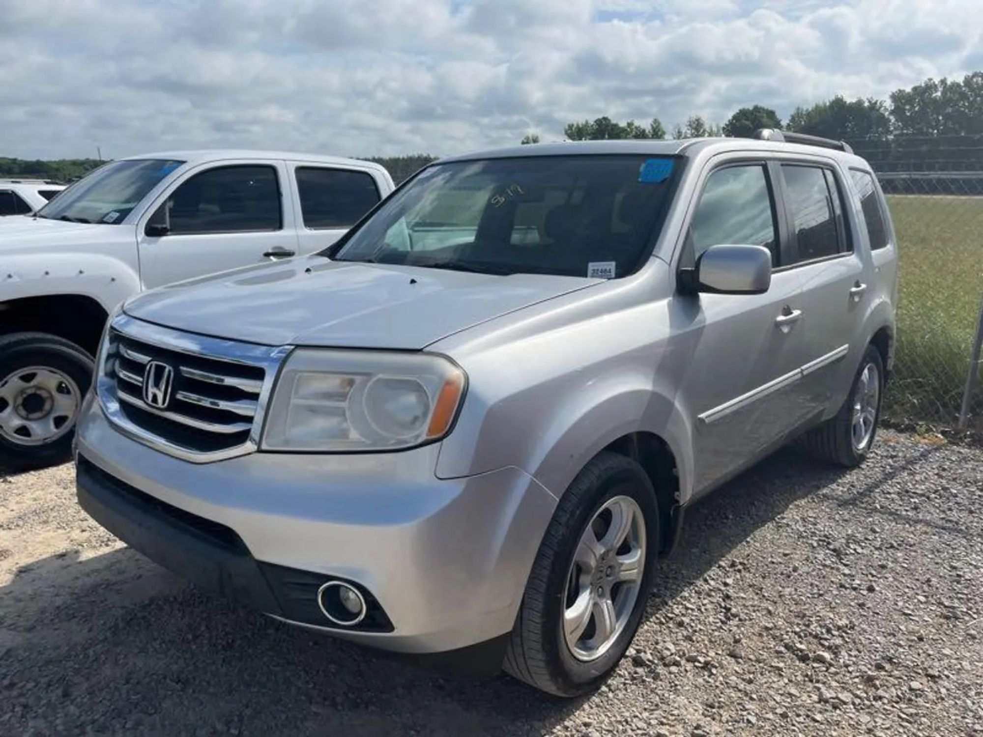 honda pilot 2015 5FNYF3H5XFB021550 image honda pilot 2015 5FNYF3H5XFB021550 image
