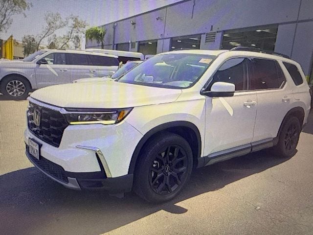 honda pilot 2025 5FNYG1H70SB109889 image honda pilot 2025 5FNYG1H70SB109889 image