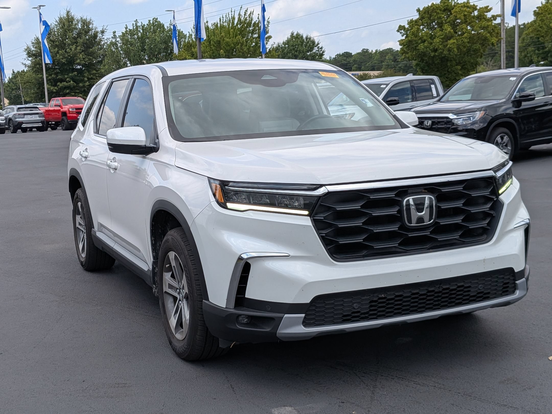 honda pilot 2025 5FNYG2H40SB013076 image honda pilot 2025 5FNYG2H40SB013076 image