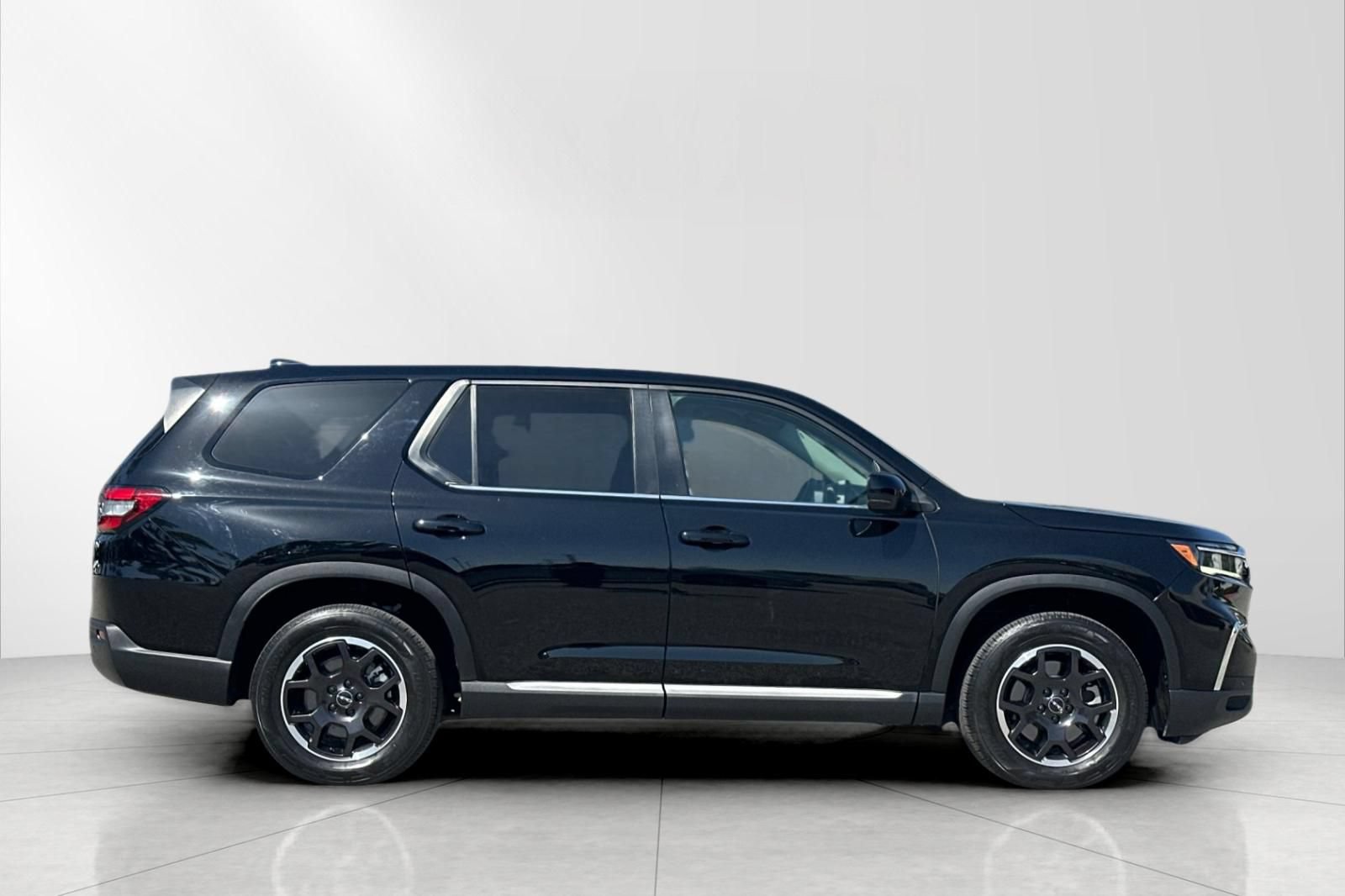 honda pilot 2025 5FNYG2H47SB025578 image honda pilot 2025 5FNYG2H47SB025578 image