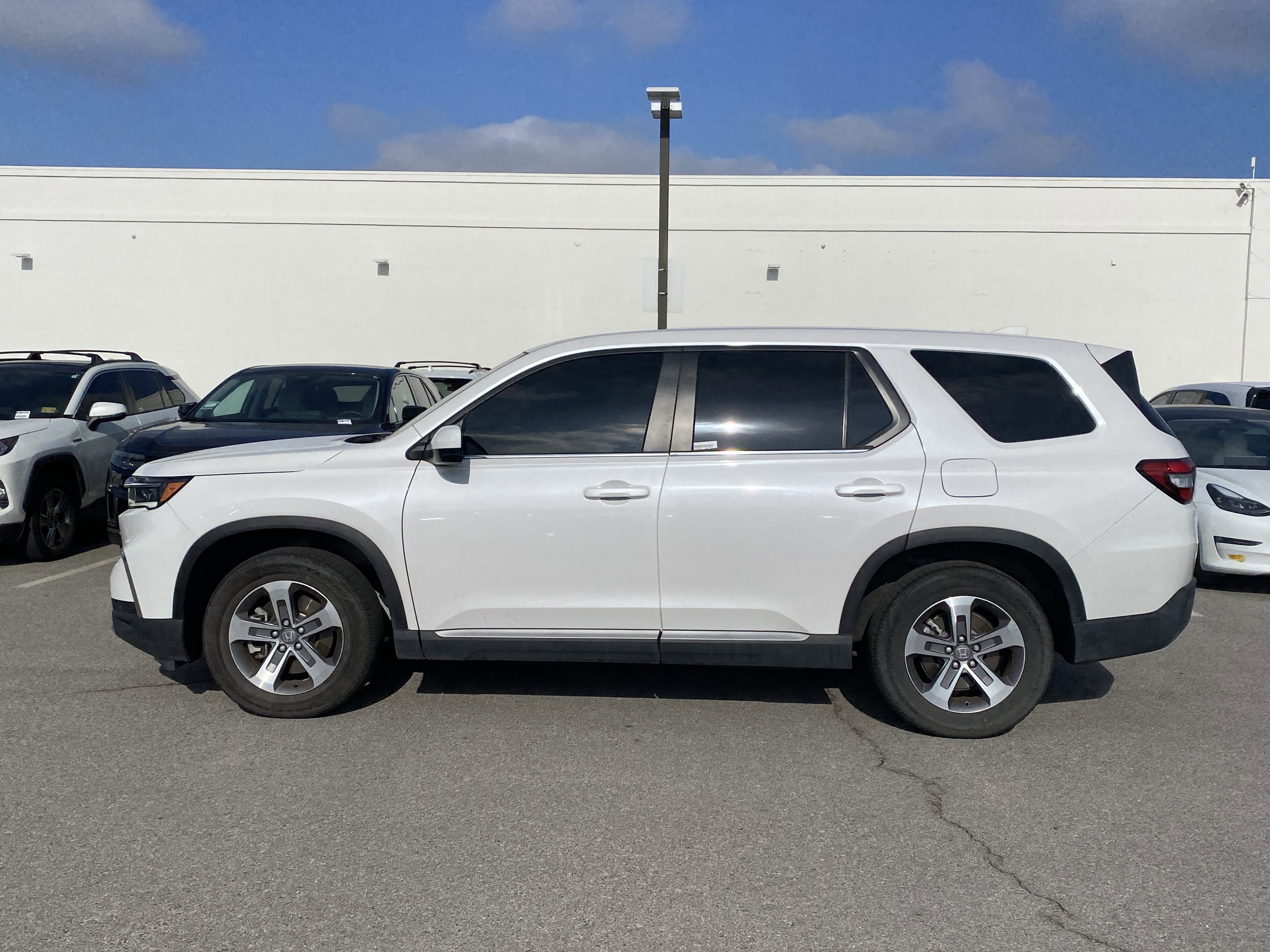 honda pilot 2025 5FNYG1H42SB074097 image honda pilot 2025 5FNYG1H42SB074097 image