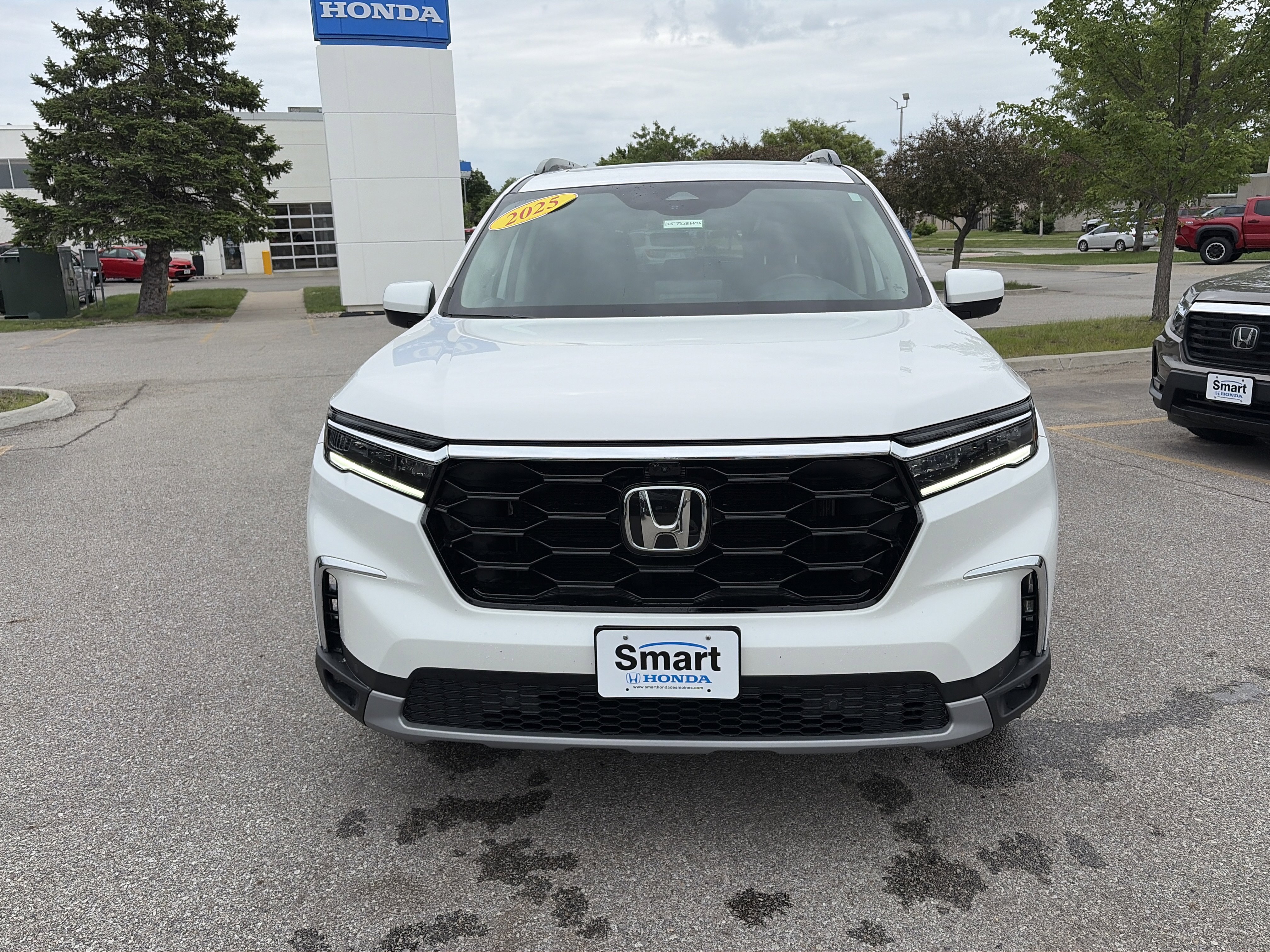 honda pilot 2025 5FNYG1H81SB086695 image honda pilot 2025 5FNYG1H81SB086695 image