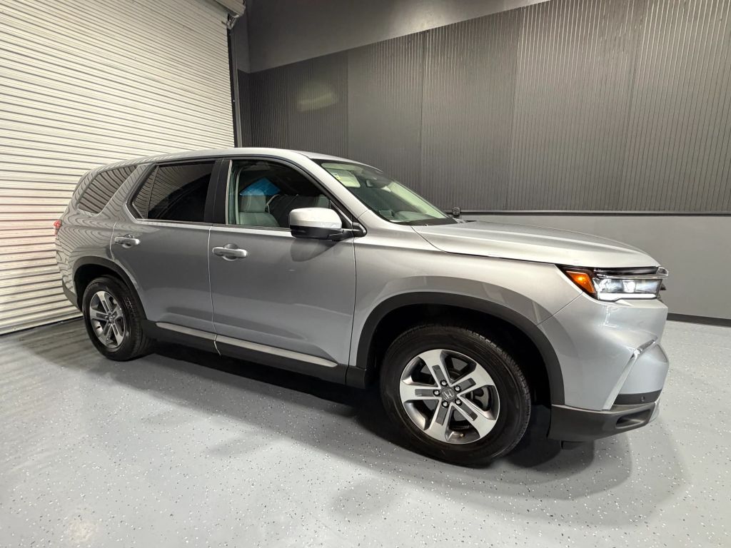 honda pilot 2025 5FNYG2H49SB015991 image honda pilot 2025 5FNYG2H49SB015991 image