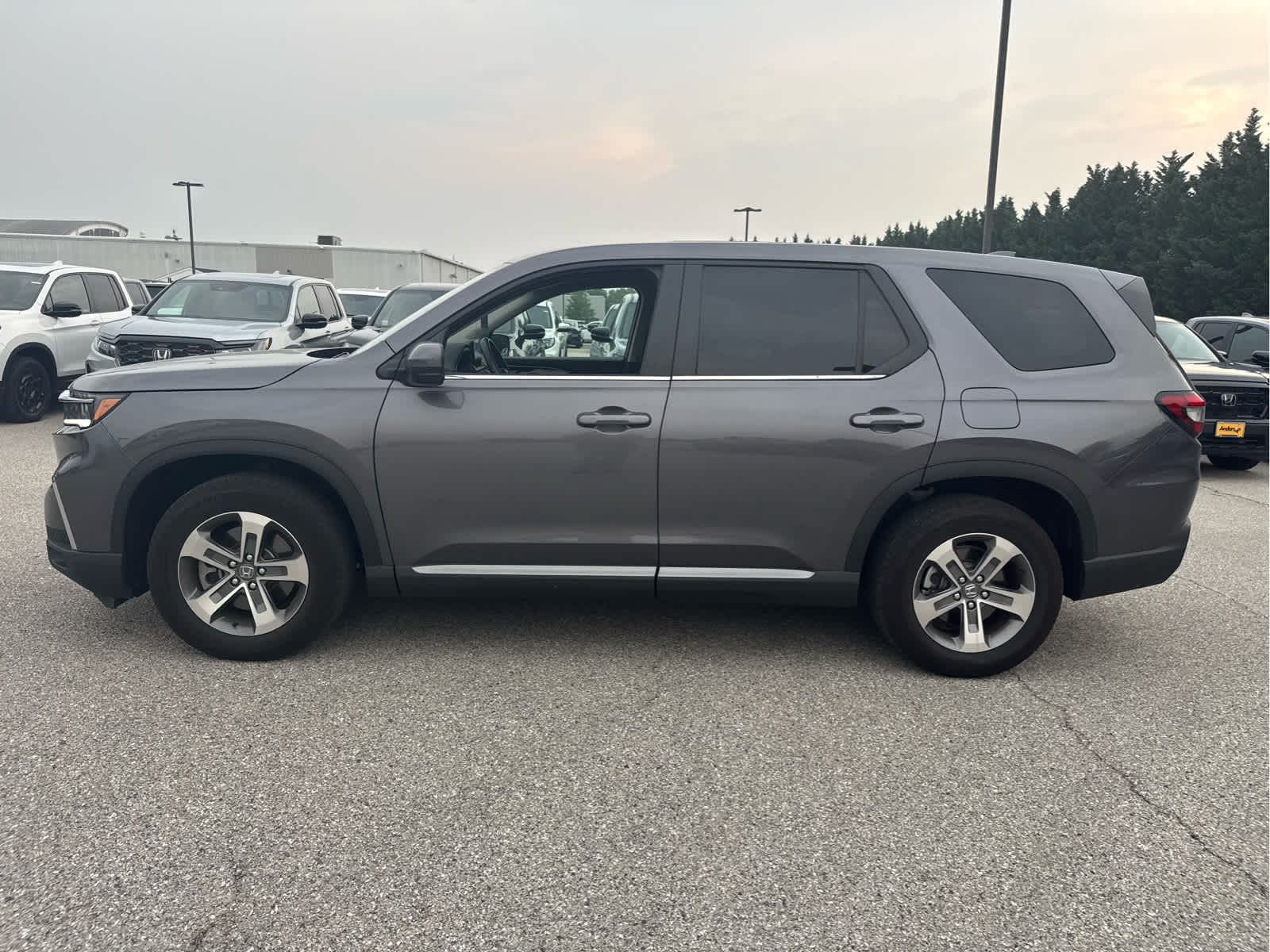 honda pilot 2025 5FNYG1H47SB044691 image honda pilot 2025 5FNYG1H47SB044691 image