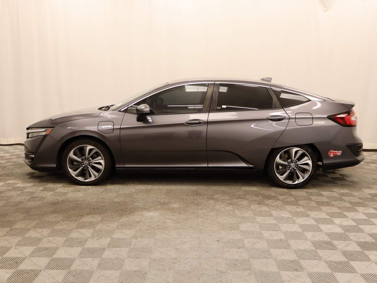 honda clarity 2018 JHMZC5F16JC008629 image honda clarity 2018 JHMZC5F16JC008629 image