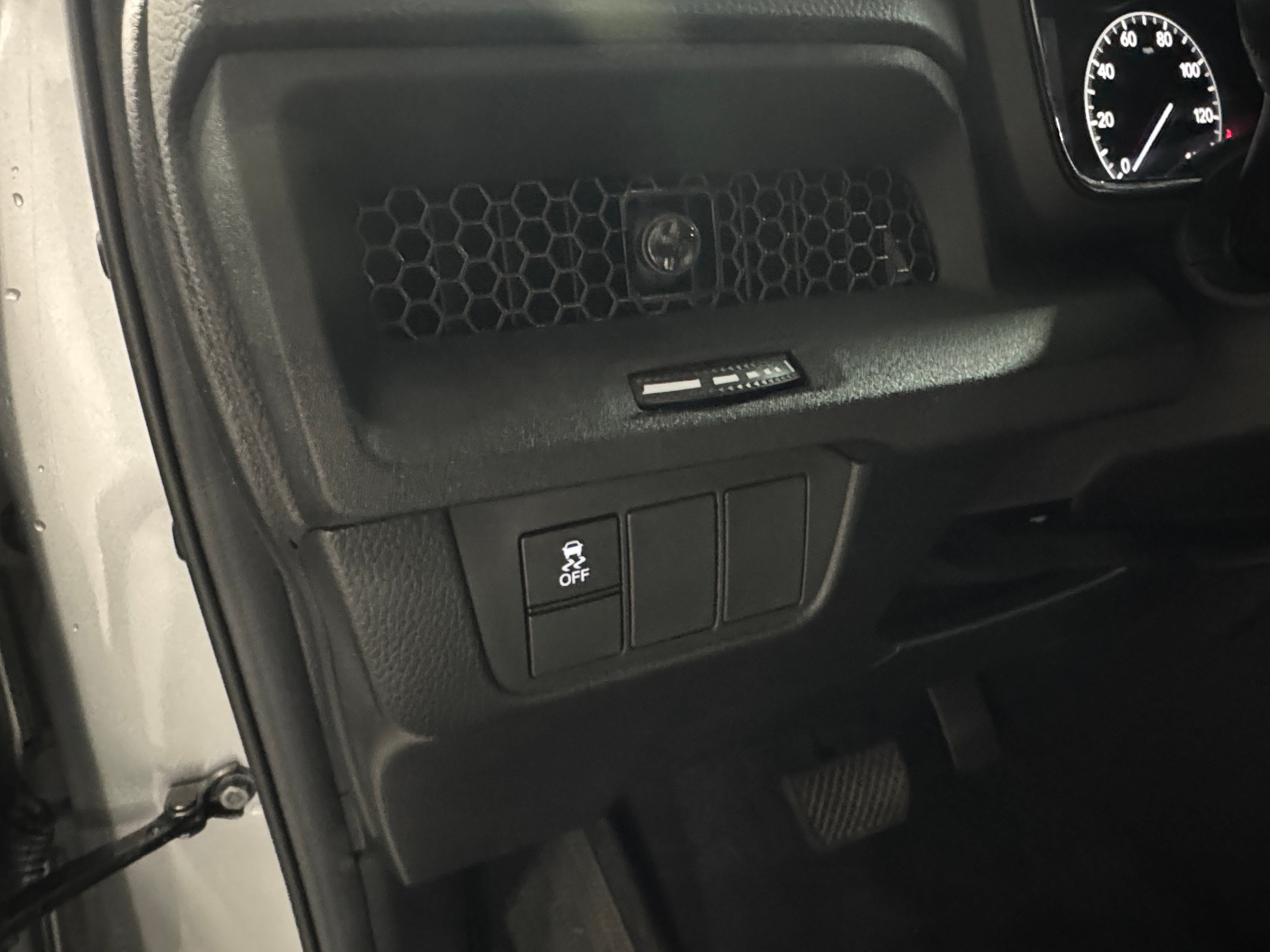 honda cr-v 2023 2HKRS3H2XPH308346 image honda cr-v 2023 2HKRS3H2XPH308346 image